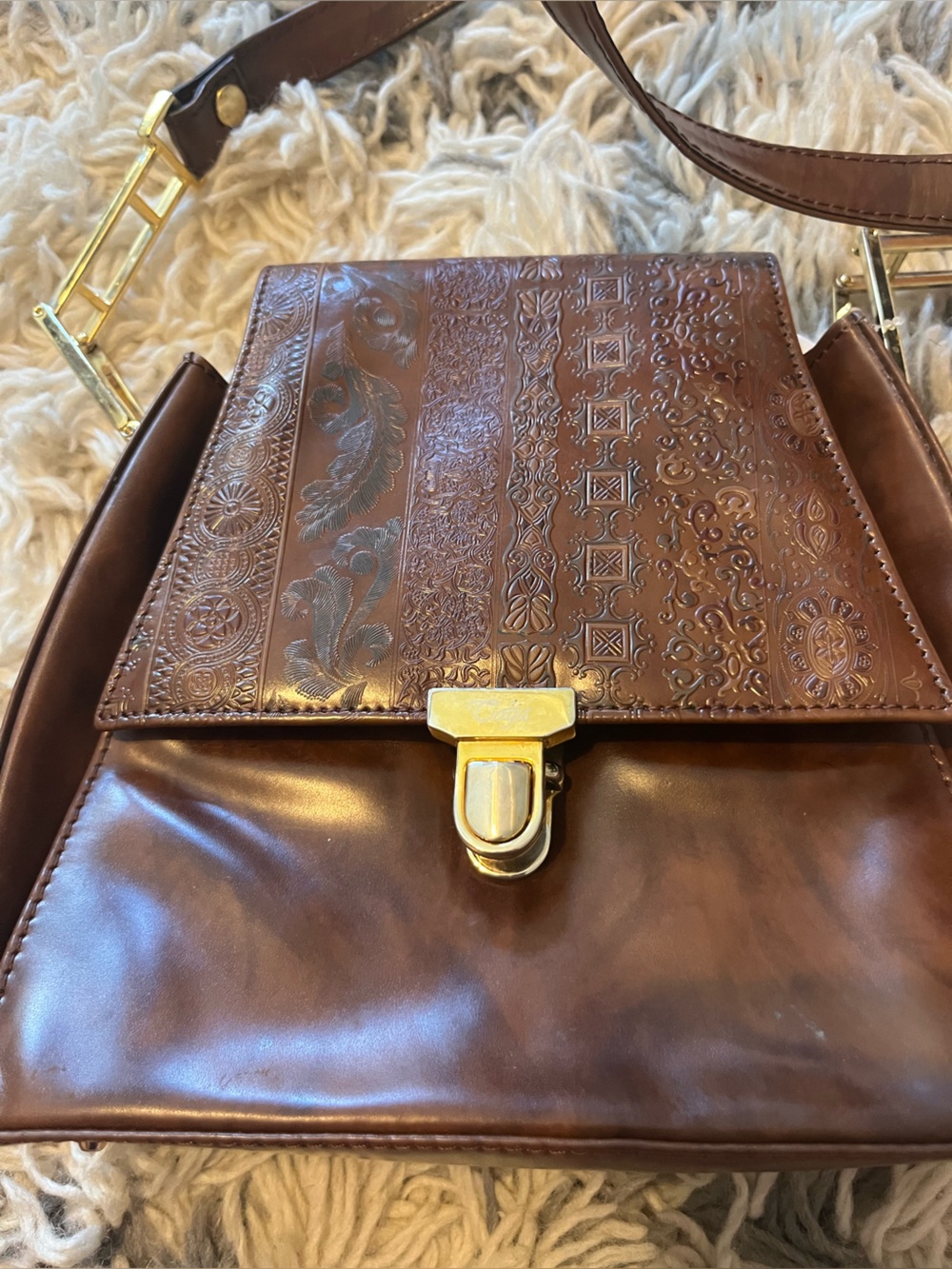Vera pelle calja Brown Embossed Leather purse Bag with gold Italy